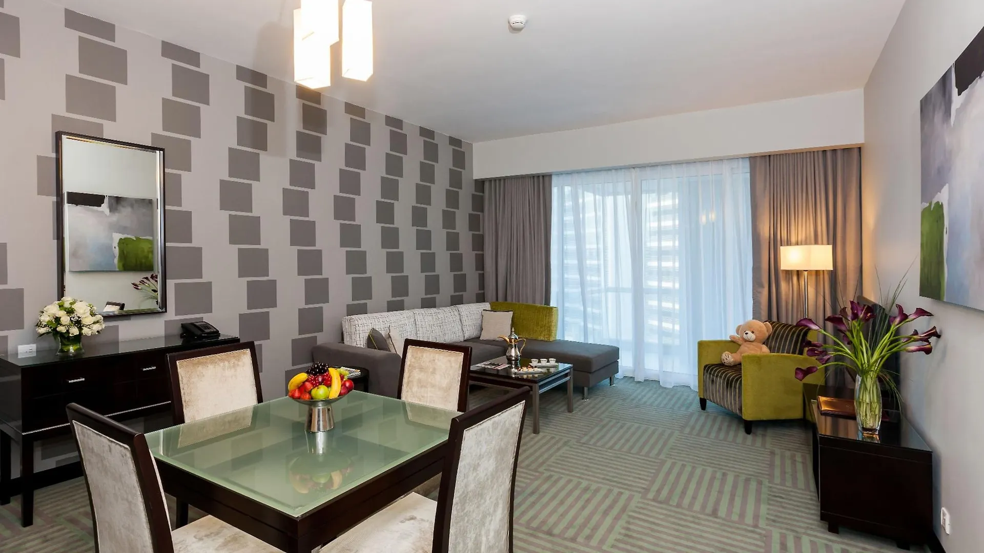 Lägenhetshotell Flora Creek Deluxe Hotel Apartments, Dubai