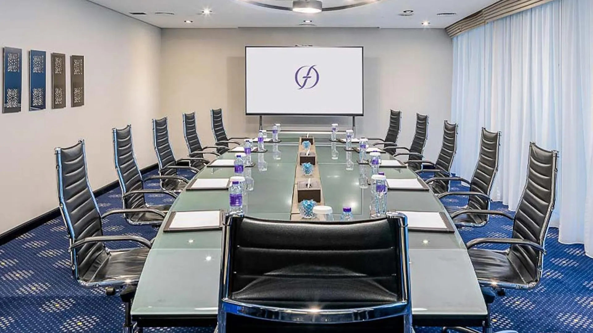 **** Lägenhetshotell Flora Creek Deluxe Hotel Apartments, Dubai Förenade Arabemiraten