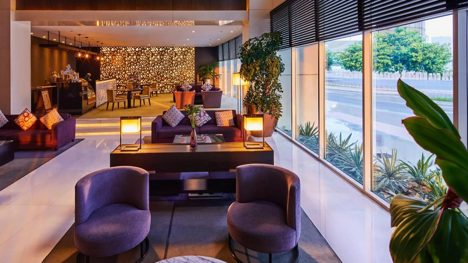 Flora Creek Deluxe Hotel Apartments, Dubai 4*,