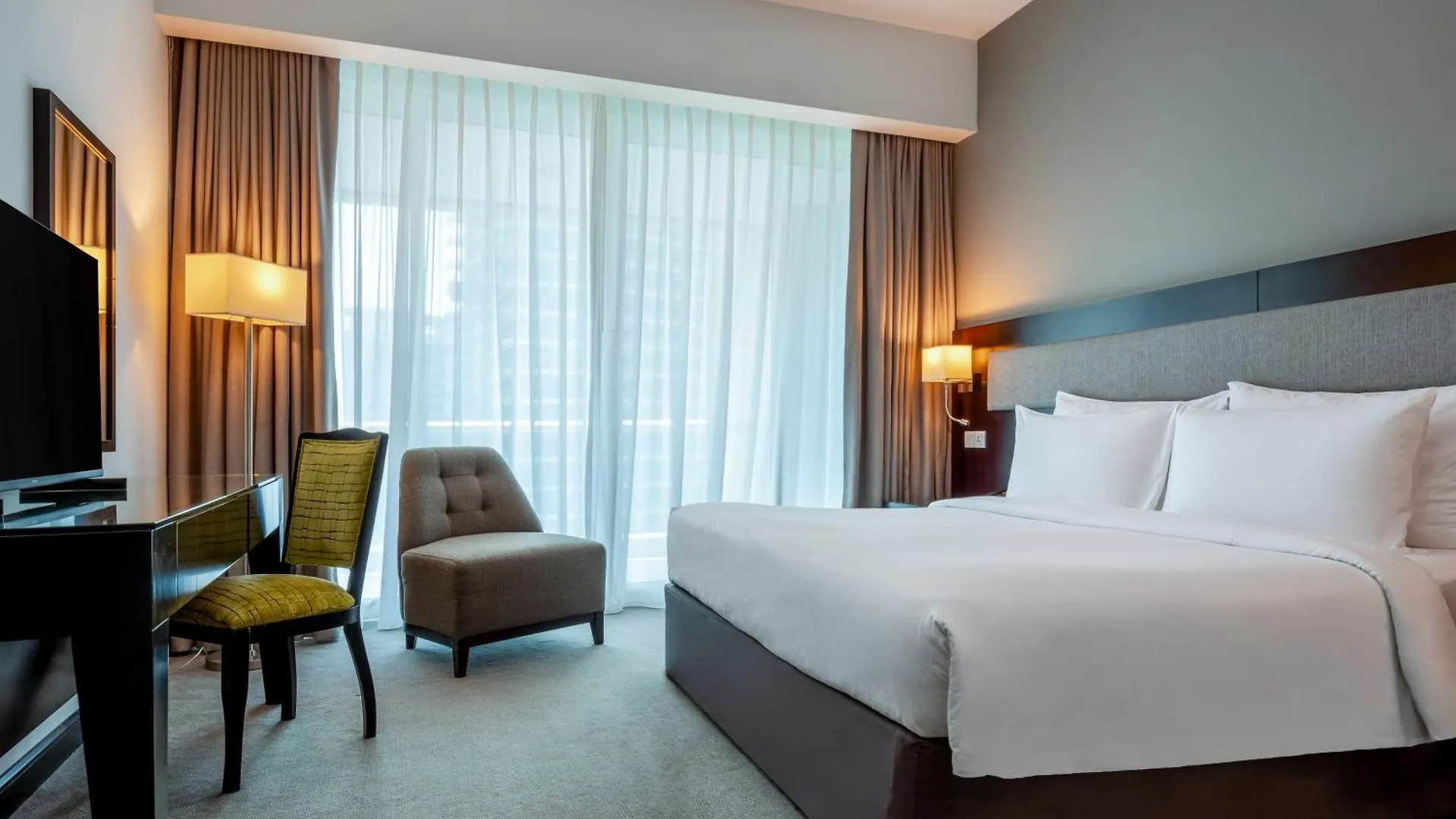Flora Creek Deluxe Hotel Apartments, Dubai 4*,  Förenade Arabemiraten