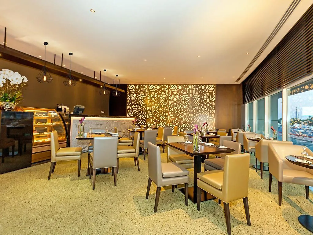 **** Lägenhetshotell Flora Creek Deluxe Hotel Apartments, Dubai Förenade Arabemiraten