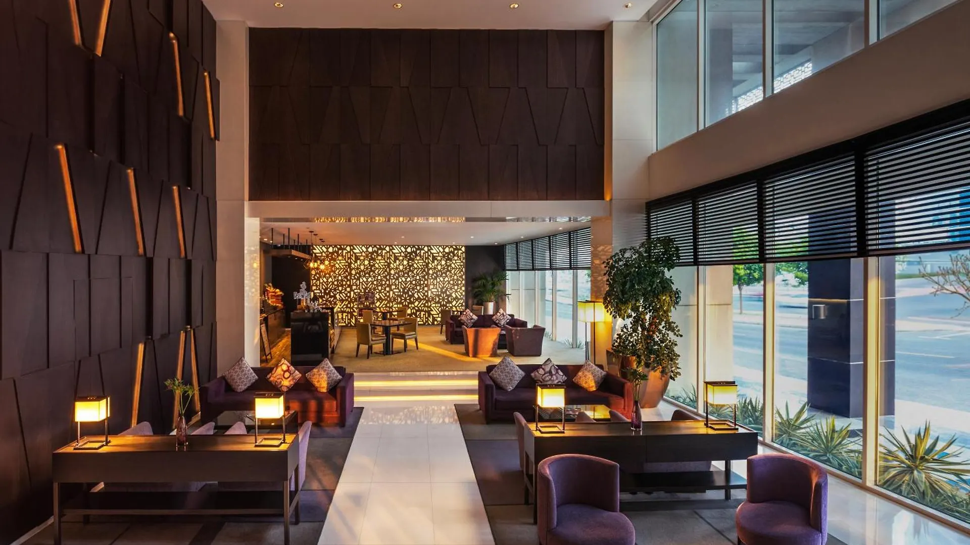 Aparthotel Flora Creek Deluxe Hotel Apartments, Dubaj
