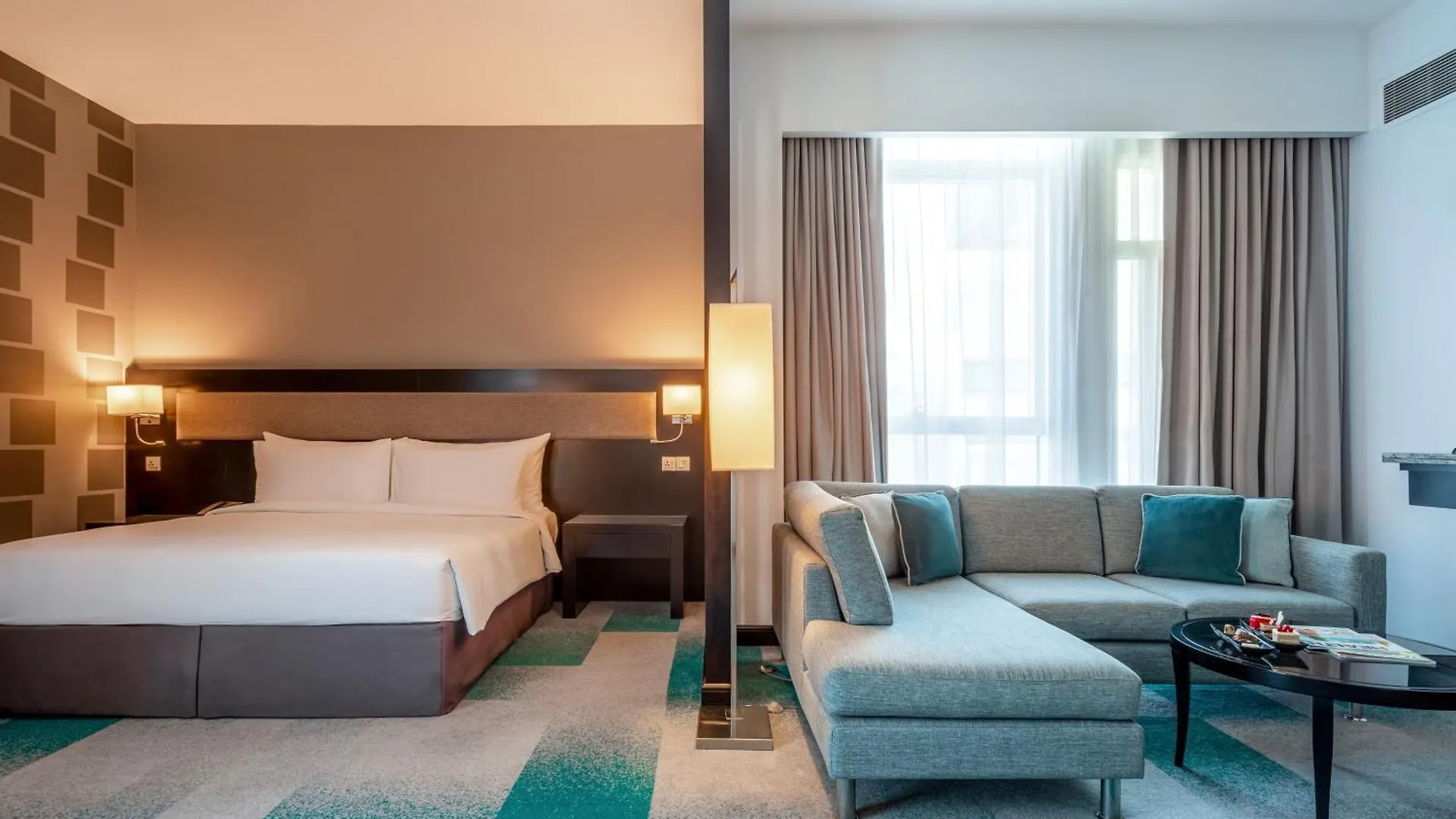 Flora Creek Deluxe Hotel Apartments, Dubaj Aparthotel