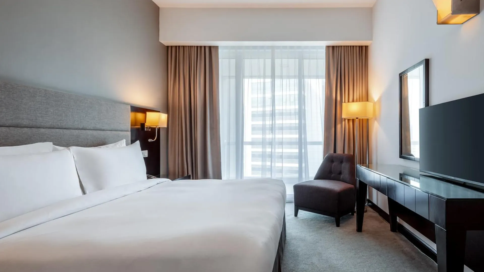 Flora Creek Deluxe Hotel Apartments, Dubaj