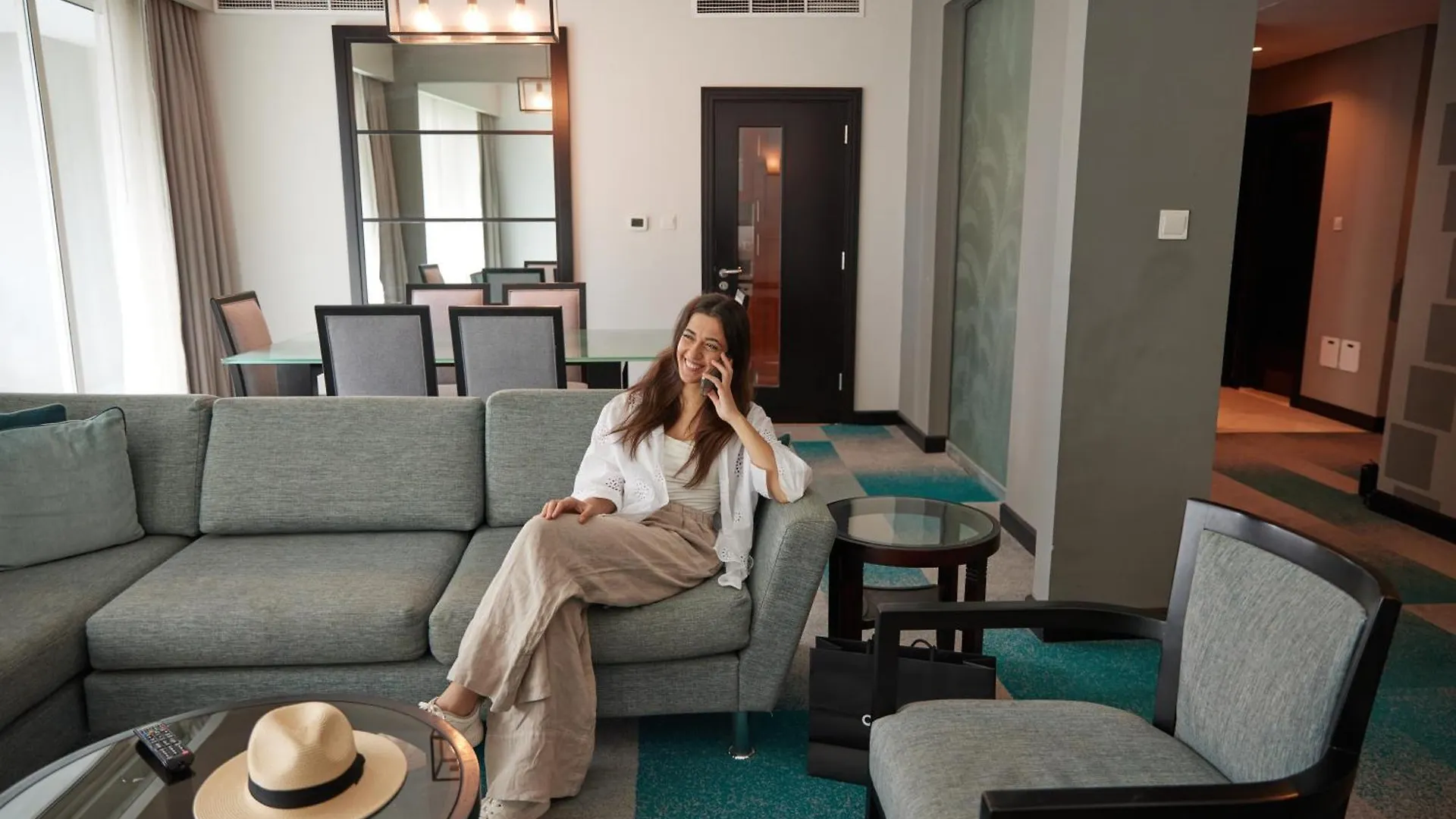 Aparthotel Flora Creek Deluxe Hotel Apartments, Dubaj