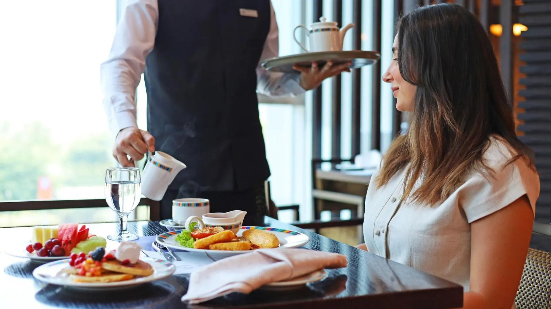 Flora Creek Deluxe Hotel Apartments, Dubaj Aparthotel