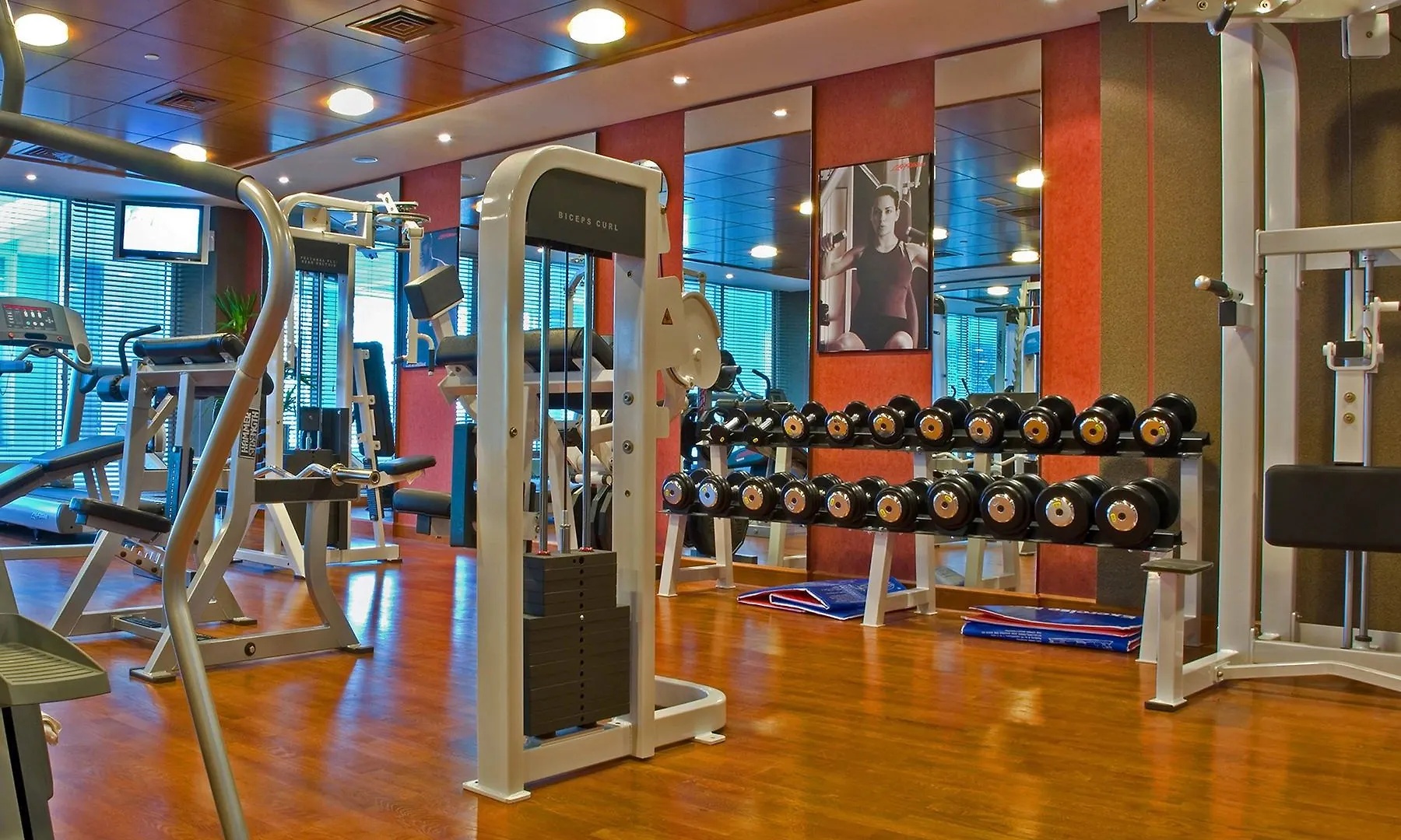 **** Aparthotel Flora Creek Deluxe Hotel Apartments, Dubaj Spojené arabské emiráty